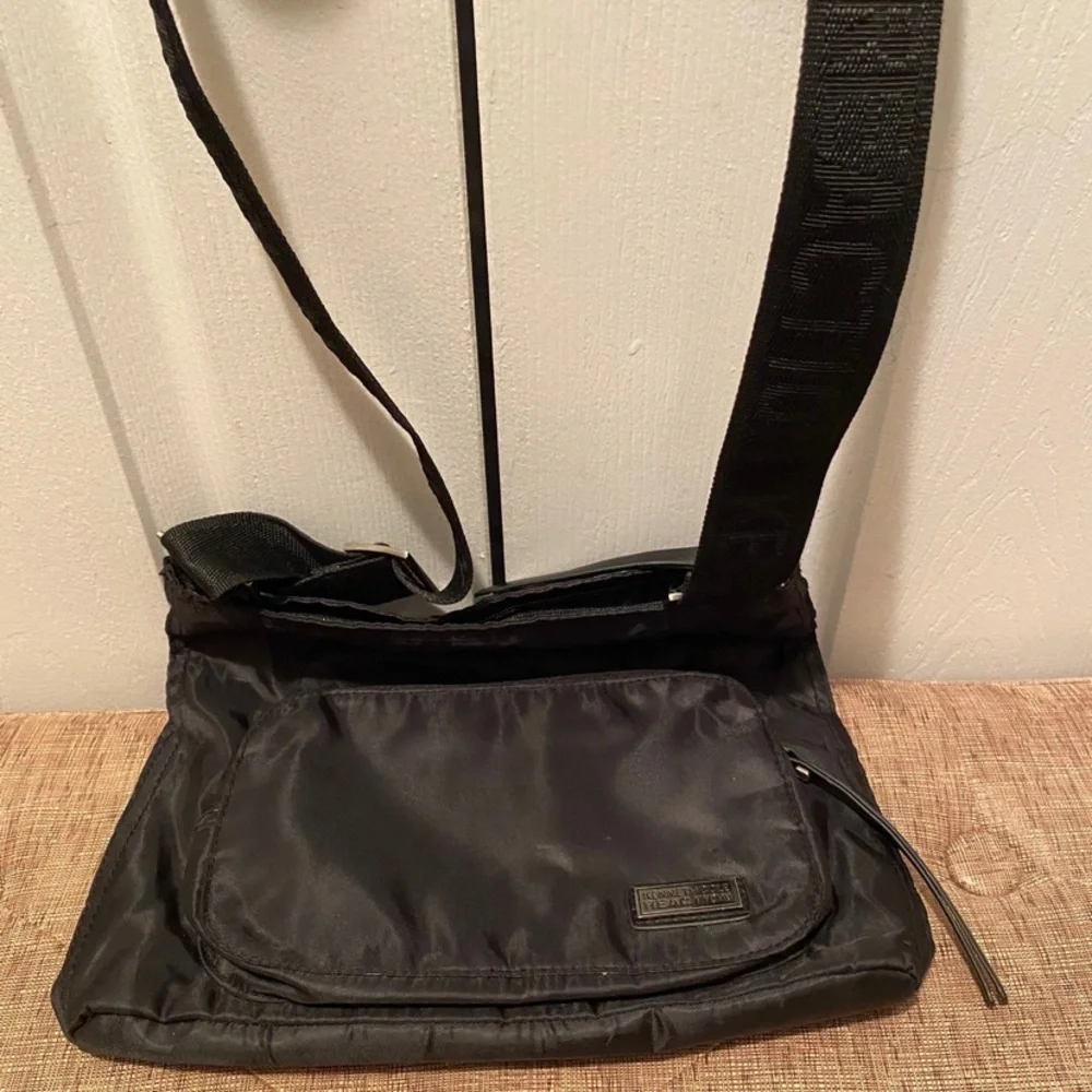 Kenneth Cole One Over the Shoulder Multi Pockets Bag/Purse.